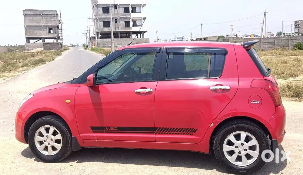 Maruti Suzuki Swift 2005 Petrol Well Maintained  Touch Screen .