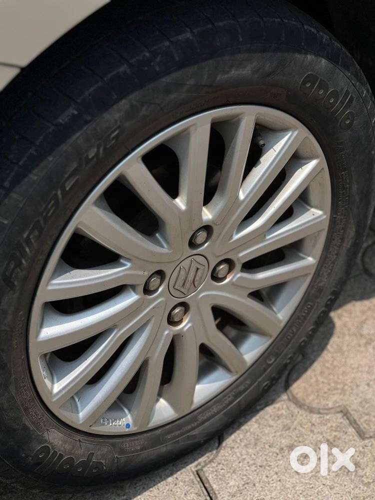 Maruti Suzuki Dzire 1.2 Zxi Amt, 2018, Petrol