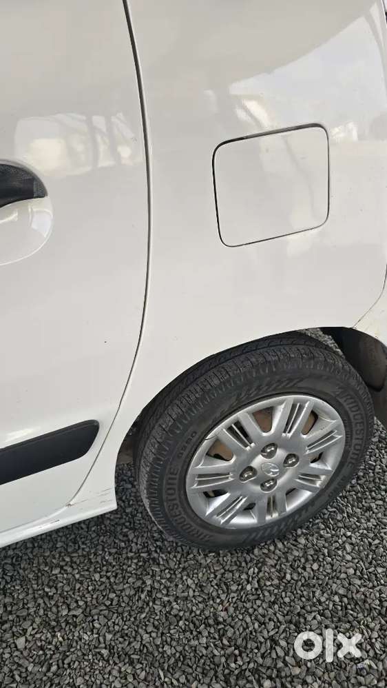 Hyundai Santro 2010 Petrol/cng Top Model