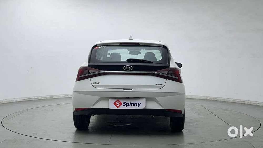 Hyundai I20 Asta (o) 1.2 Ivt, 2022, Petrol
