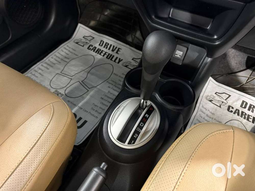 Honda Brio V Automatic, 2016, Petrol