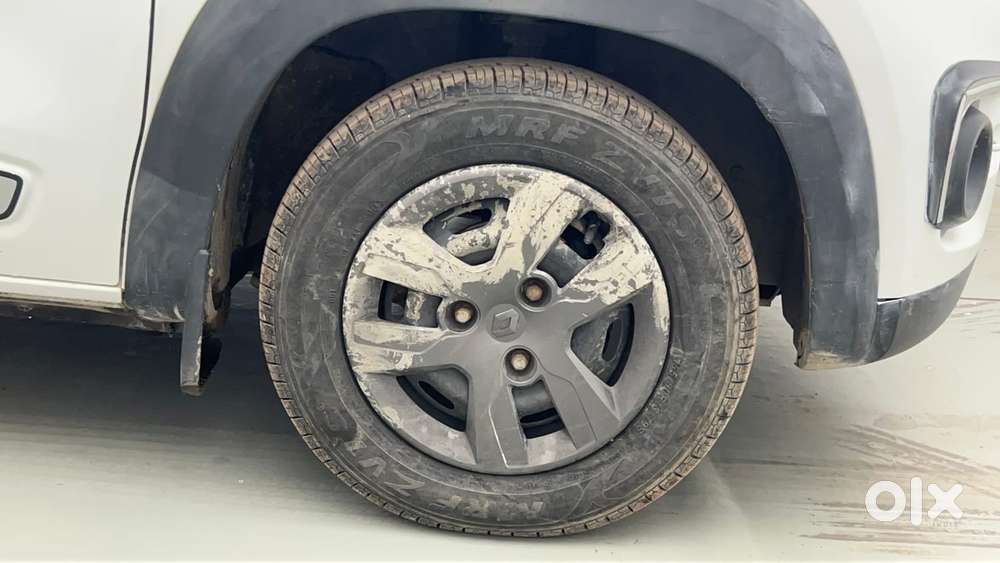 Renault Kwid 2019-ongoing 1.0 Rxt Amt (o), 2018, Petrol