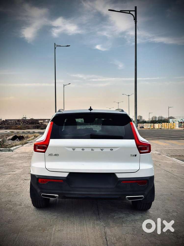 Volvo Xc40 T4 R-design