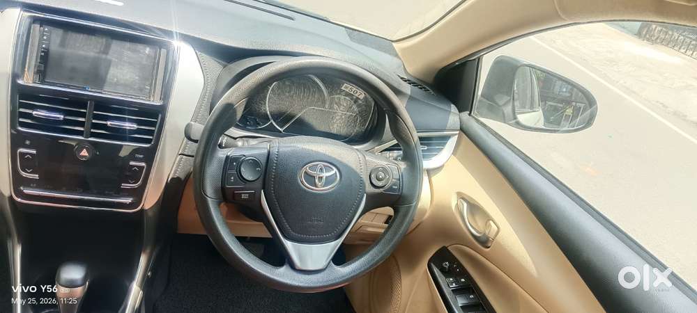 Toyota Yaris G Cvt, 2021, Petrol