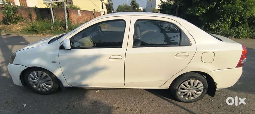 Toyota Etios 1.5 G, 2015, Petrol