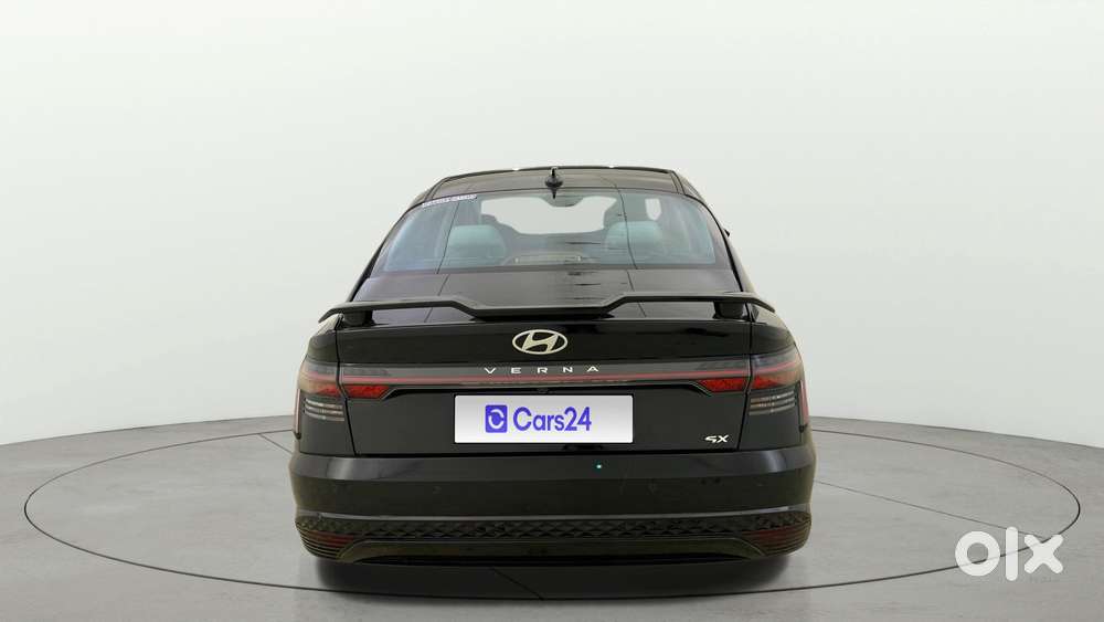 Hyundai Verna 1.5 Sx (o) Ivt, 2025, Petrol