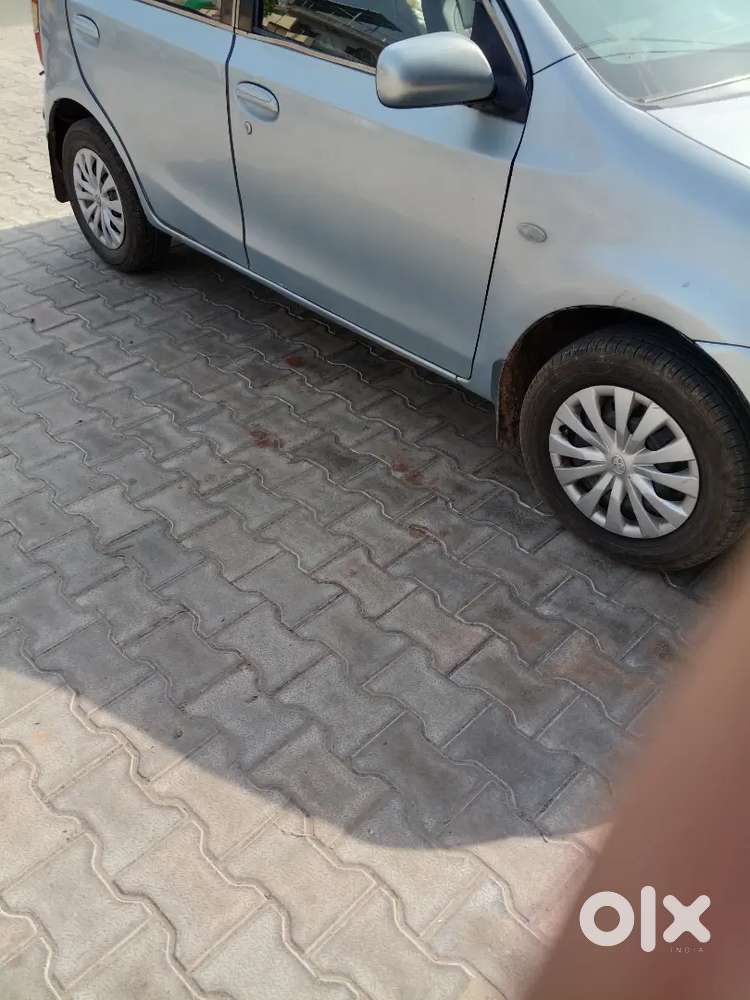 Toyota Etios Liva 2013