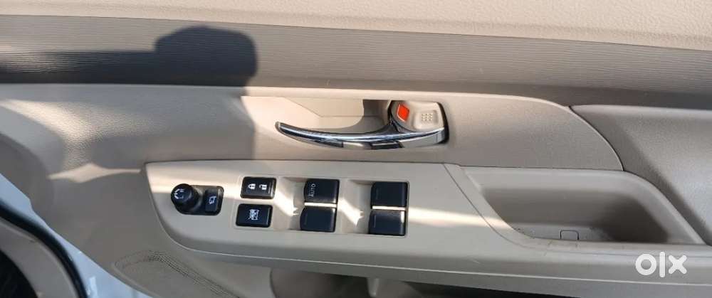 Maruti Suzuki Ertiga Vxi Cng, 2025, Cng & Hybrids