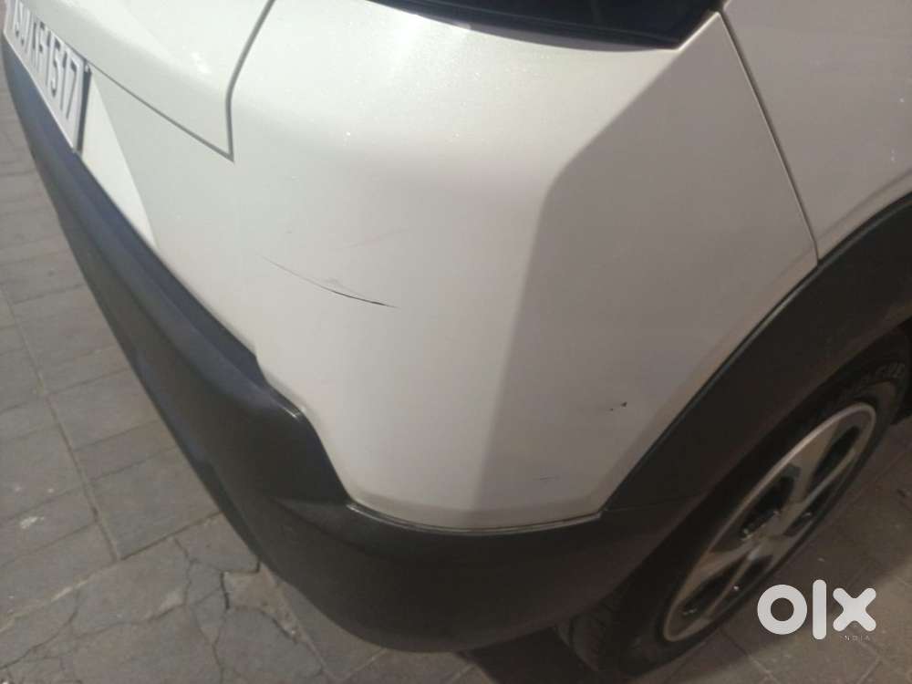 Maruti Suzuki Brezza 2023 Model Lxi 1.5l 5mt Bsvi -ph2