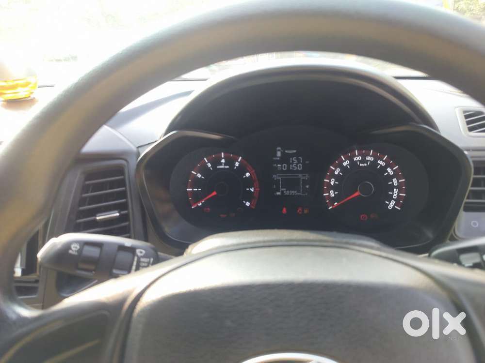 Mahindra Xuv300 W4, 2019, Petrol
