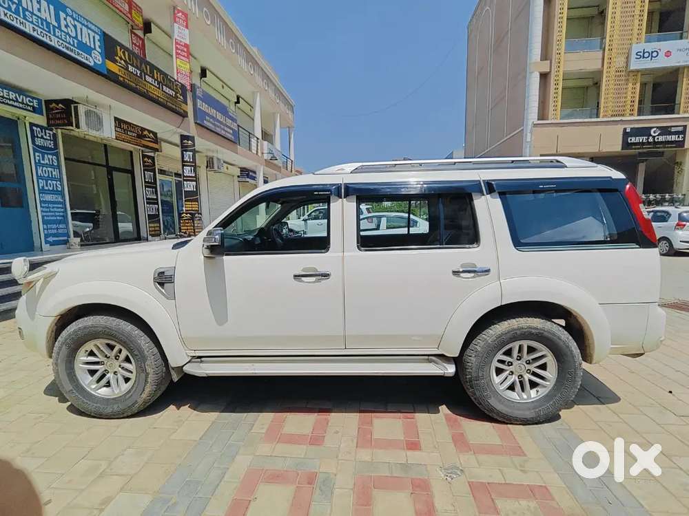 Ford Endeavour 2011 Model