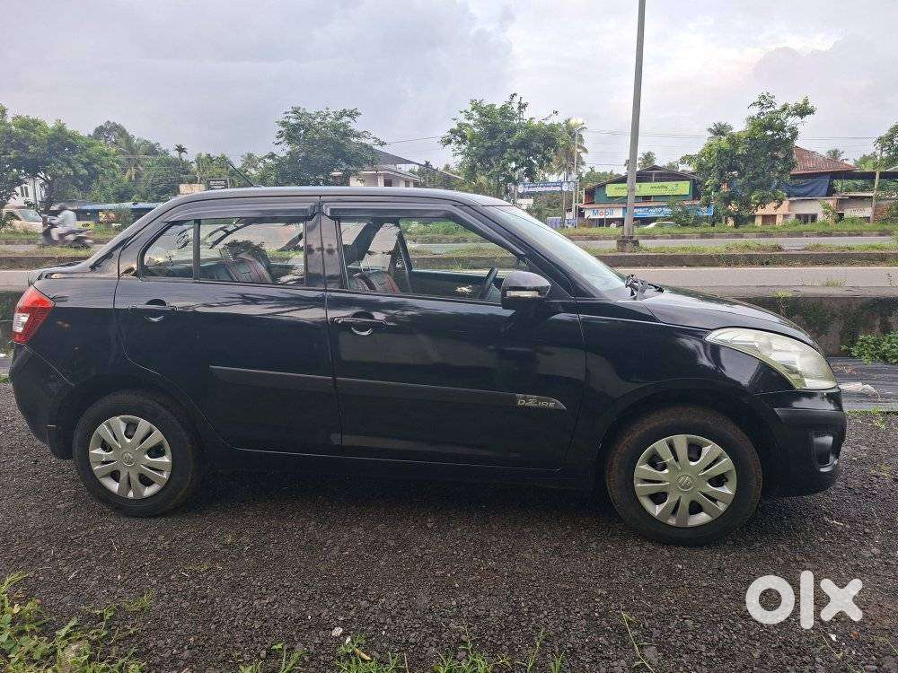 Maruti Suzuki Swift Dzire 1.2 Vxi Bsiv, 2014, Petrol