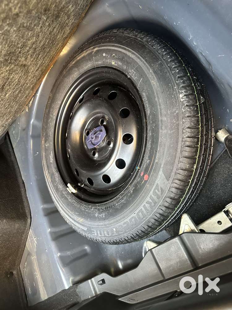 Maruti Suzuki Swift Dzire Vxi(o) Amt, 2020, Petrol