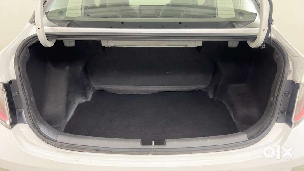 Hyundai Aura [2023-ongoing] 1.2 Sx Plus Petrol Amt, 2020, Petrol