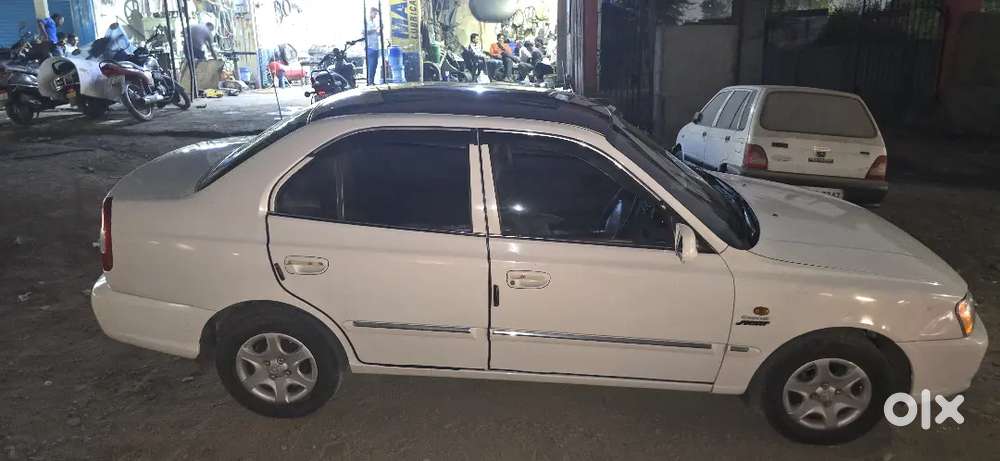 Hyundai Accent Hatchback 2012