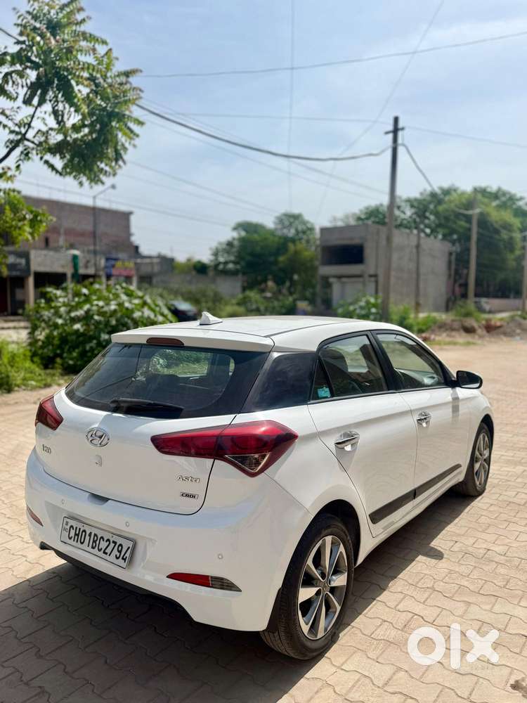 Hyundai Elite I20 1.4 Crdi Asta (o), 2015, Diesel