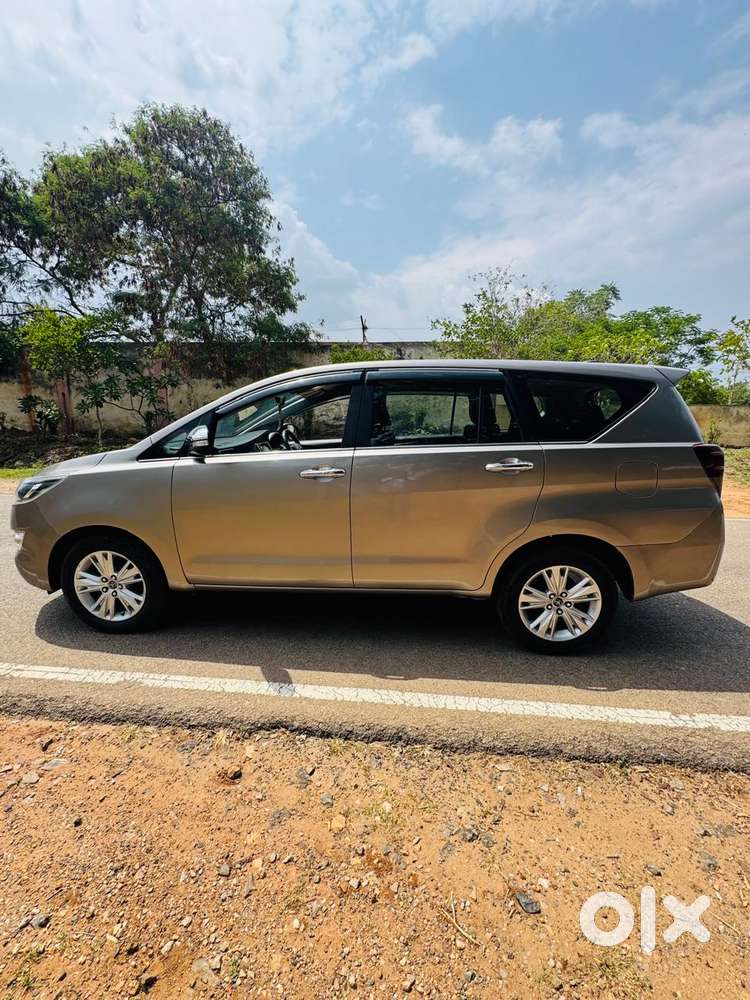 Toyota Innova Crysta 2.4 Z 7 Str, 2016, Diesel