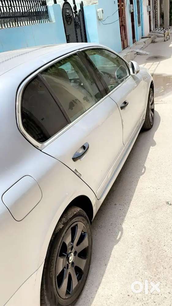 Skoda Superb 2013 Petrol