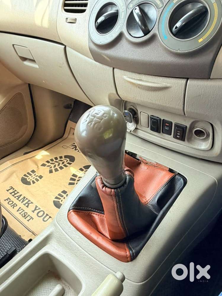 Toyota Innova 2.5 G (diesel) 8 Seater, 2006, Diesel