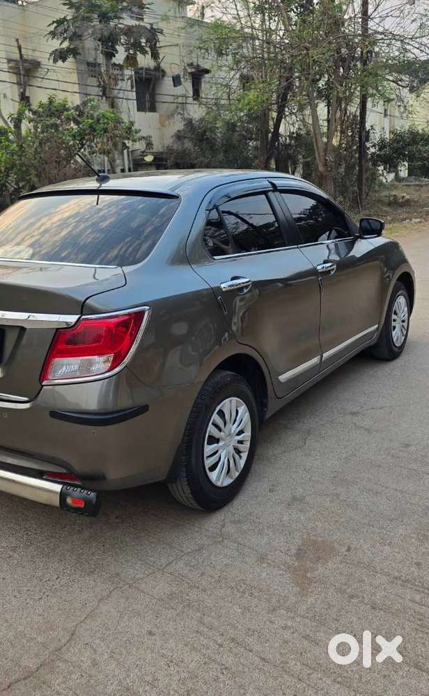 Maruti Suzuki Dzire 1.2 Zxi, 2021, Petrol
