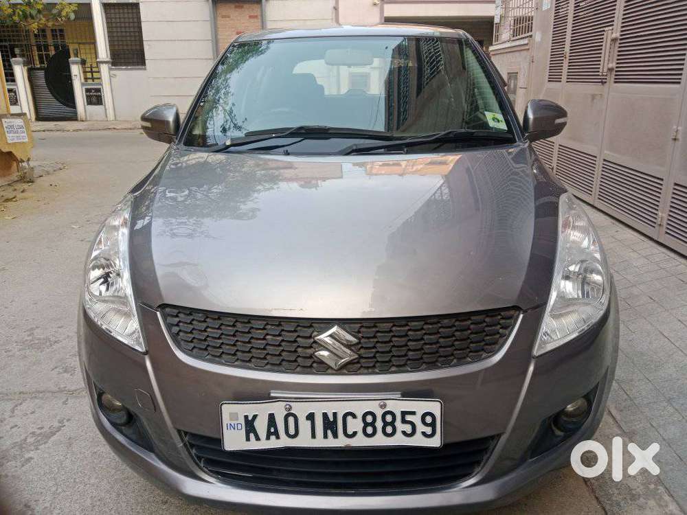 Maruti Suzuki Swift Vxi Abs Bsiv, 2012, Petrol