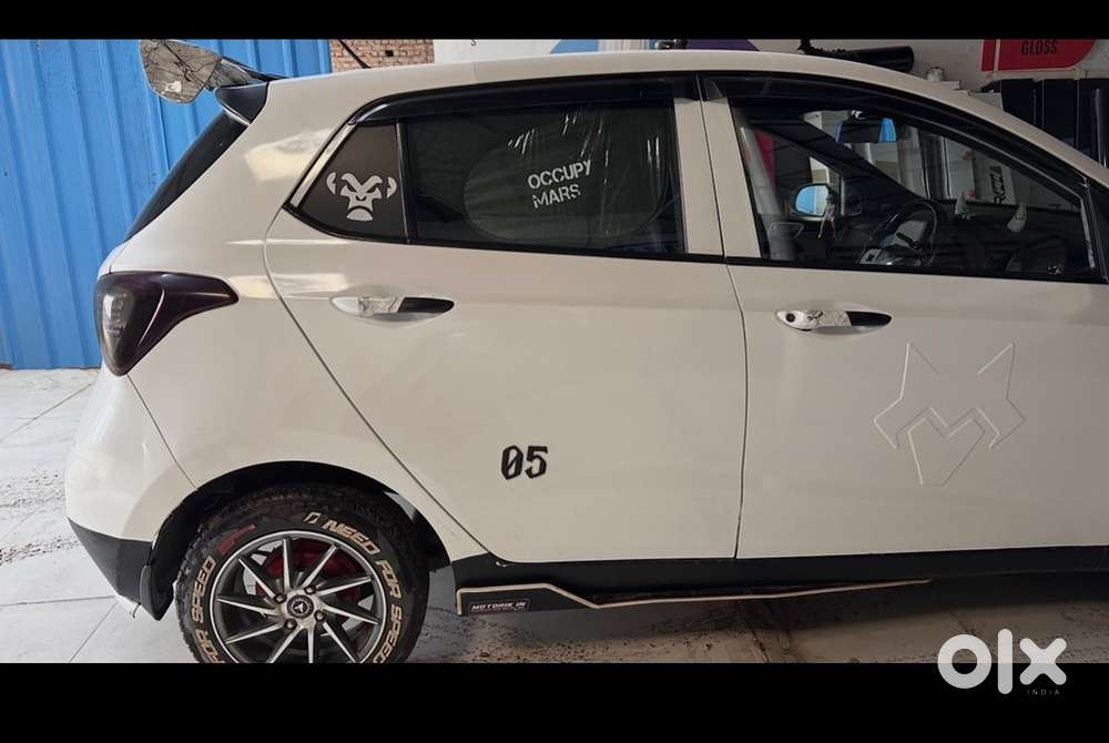 Hyundai Grand I10 2017 Petrol Well Maintained