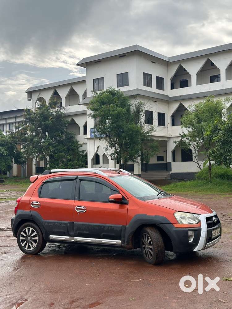 Toyota Etios Cross 1.4 2015
