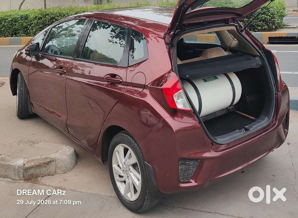 Honda Jazz Vx Cvt, 2015, Cng & Hybrids