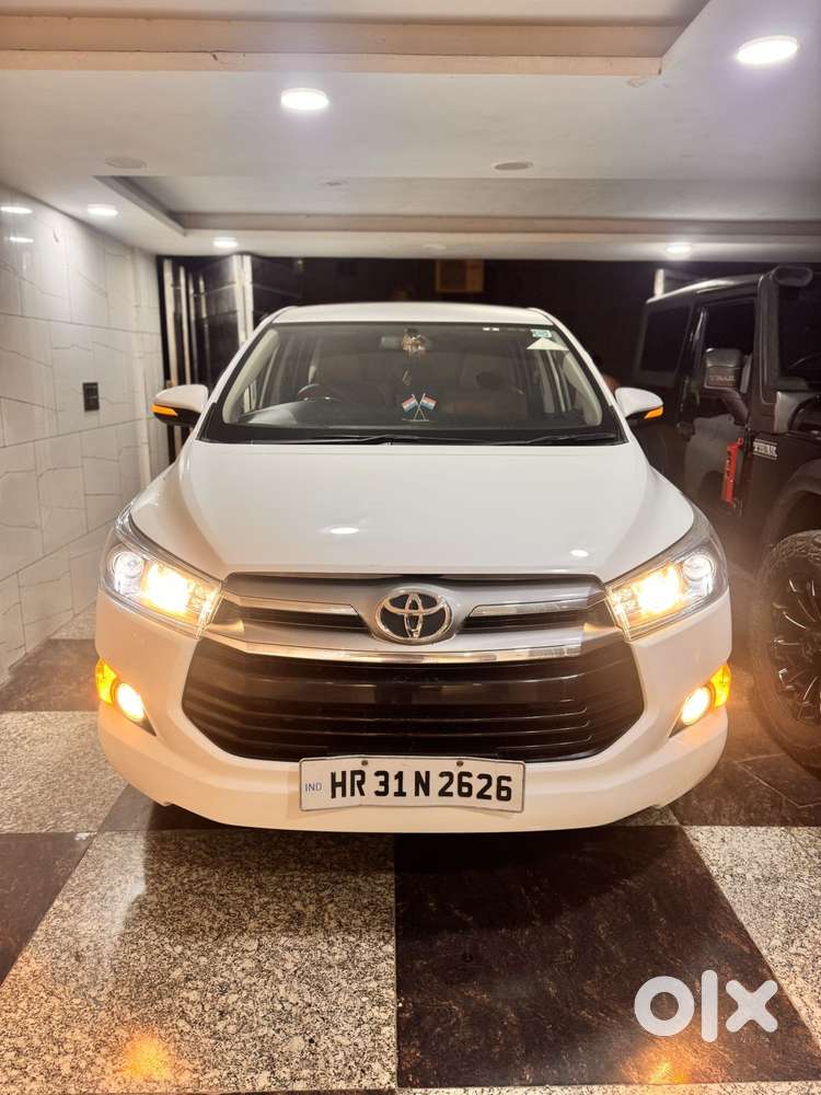 Toyota Innova Crysta 2.4 Vx Mt 8s, 2017, Diesel