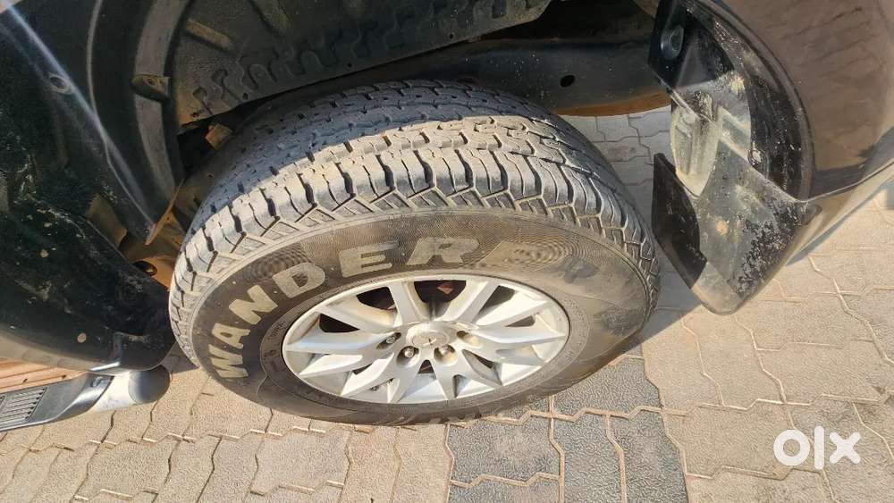 Mitsubishi Pajero Sport 2013 Variant