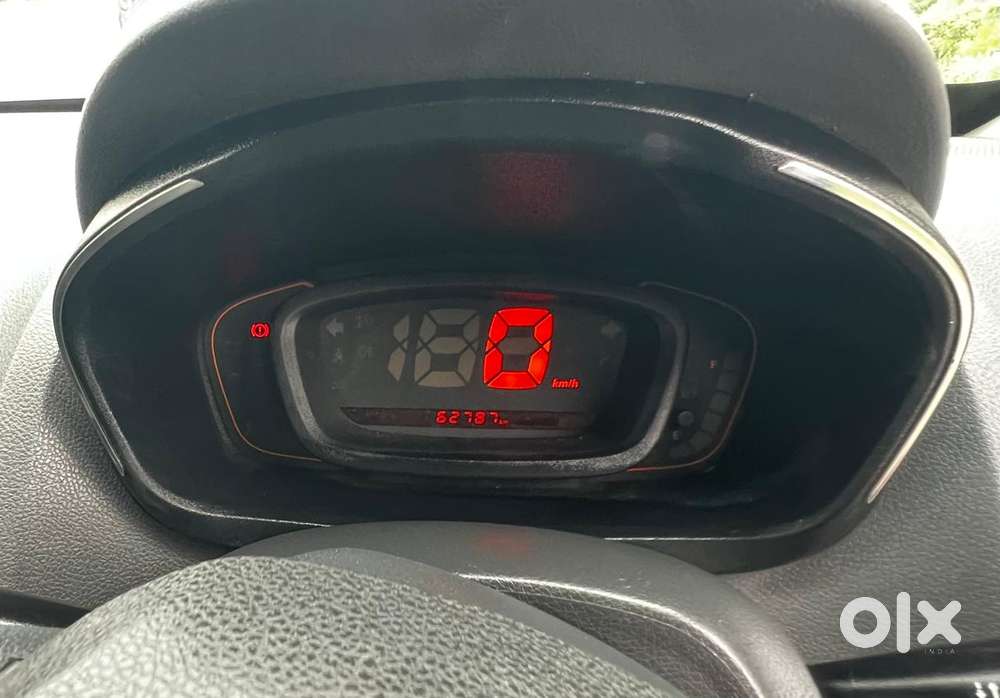 Renault Kwid 1.0 Rxt Amt Opt, 2017, Petrol