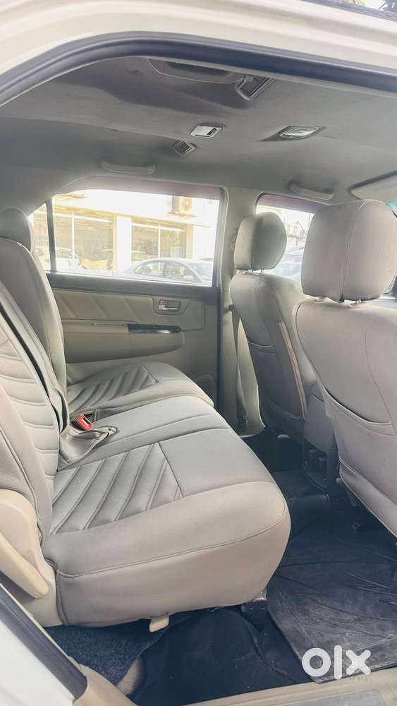 Toyota Fortuner 3.0 4x2 Automatic, 2012, Diesel