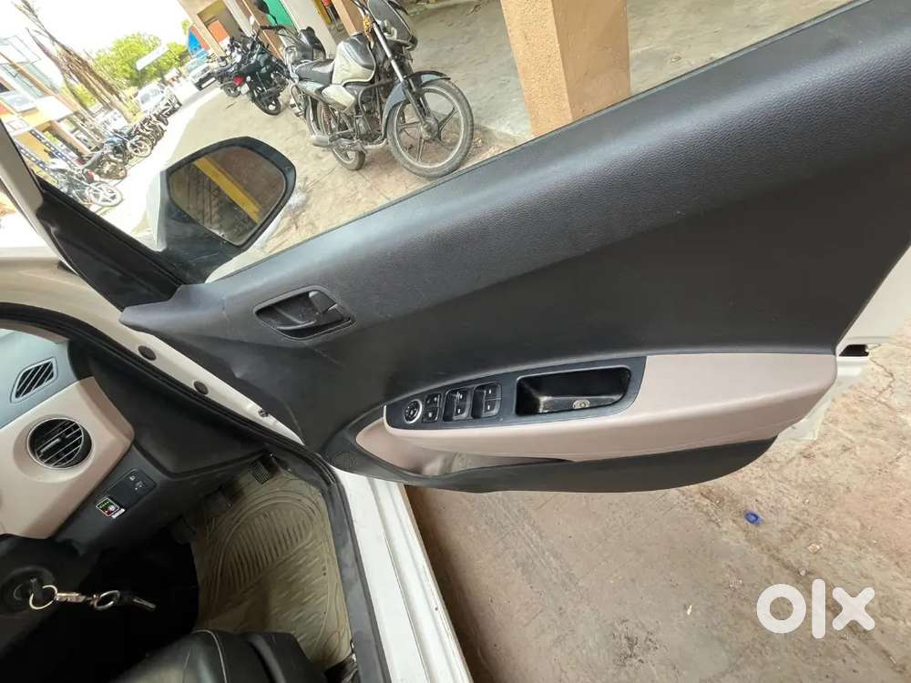 Hyundai I10 2017 Cng & Hybrids 121000 Km Driven