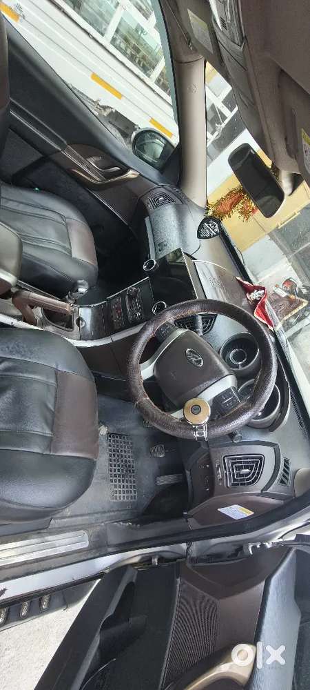 Xuv500w8 12-2012, 2nd Owner
