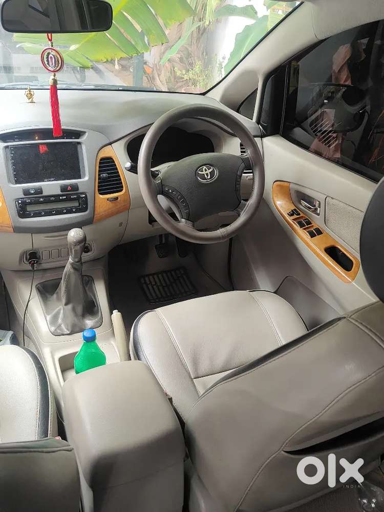 Toyota Innova 2011 Diesel Well Maintained