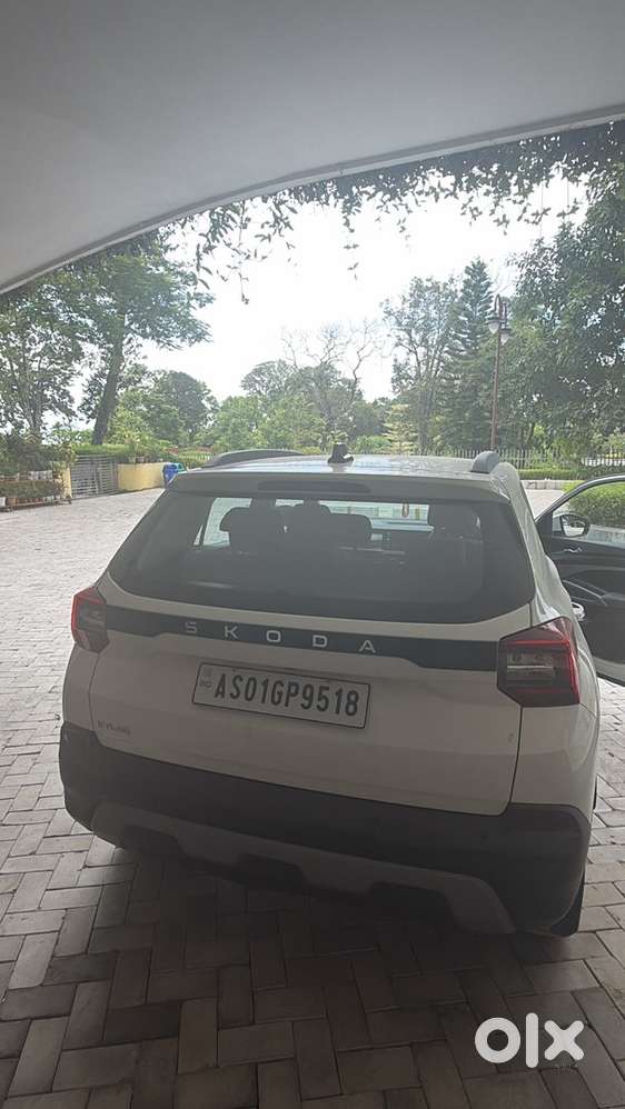 Skoda Kylaq Signature At 2025