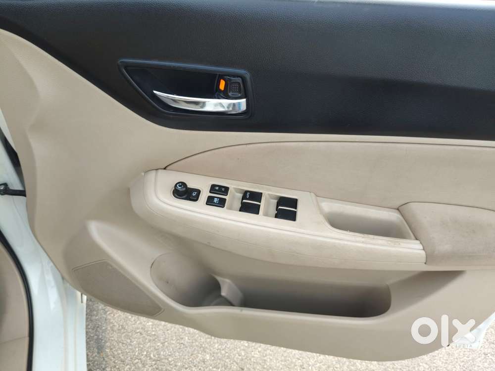 Maruti Suzuki Dzire 1.2 Vxi, 2022, Petrol