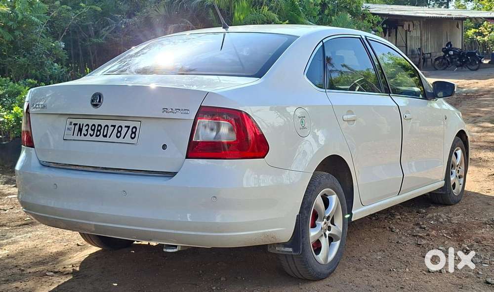 Skoda Rapid 1.5 Tdi Ambition, 2015, Diesel