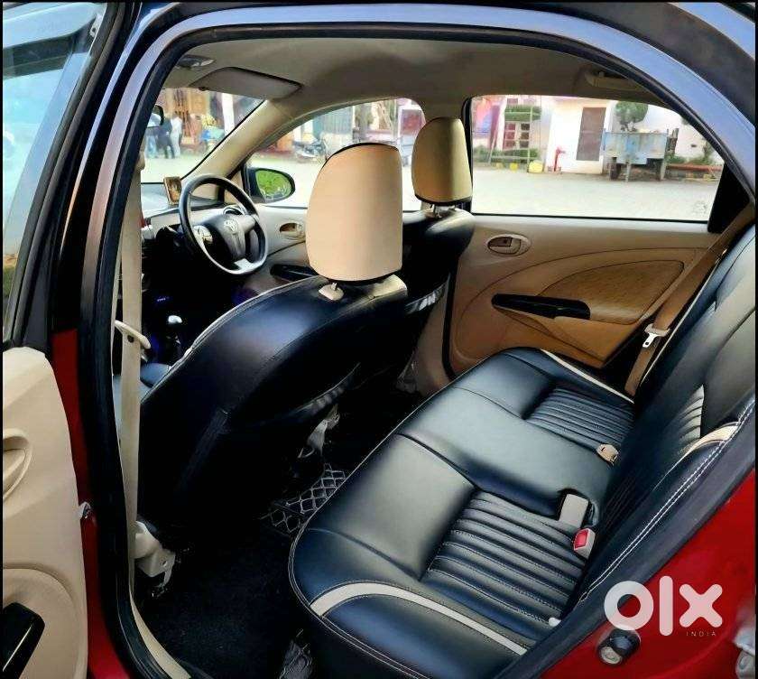 Toyota Etios Liva V Limited, 2019, Petrol