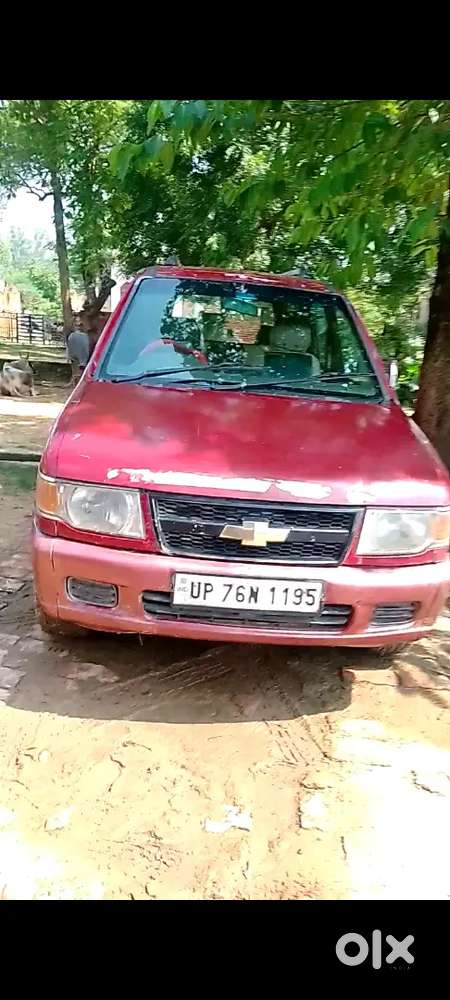 2011 Chevrolet Tavera 10 Seater