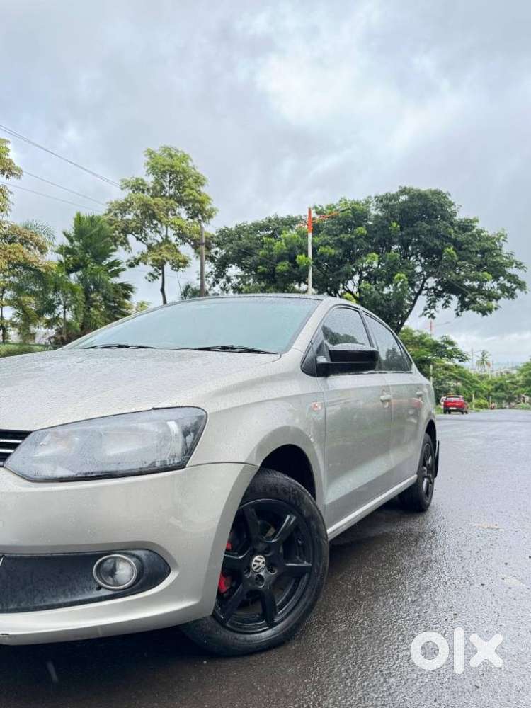 Volkswagen Vento Ipl Ii Petrol Highline At, 2013, Petrol
