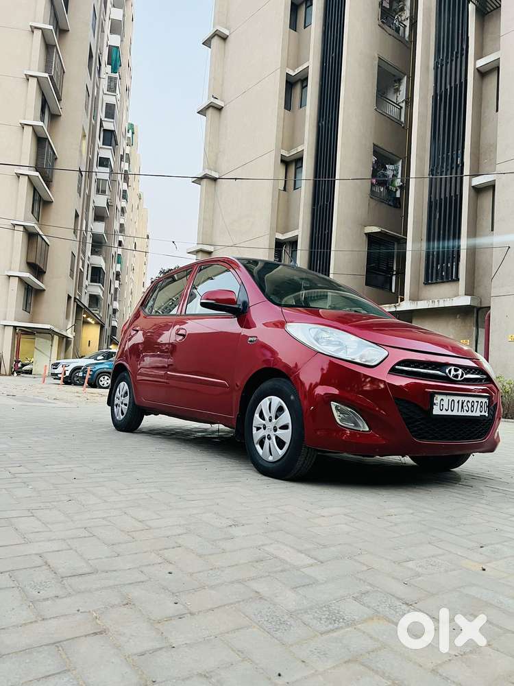 Hyundai I10 Asta Sunroof At, 2013, Petrol