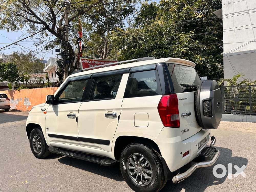 Mahindra Tuv 300 T10, 2018, Diesel