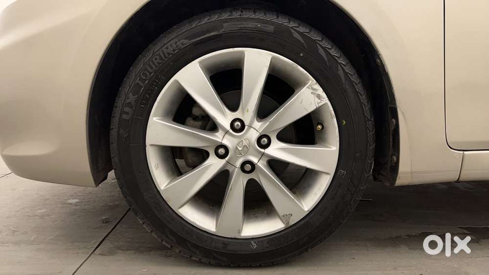 Hyundai Verna 1.6 Vtvt Sx, 2012, Petrol