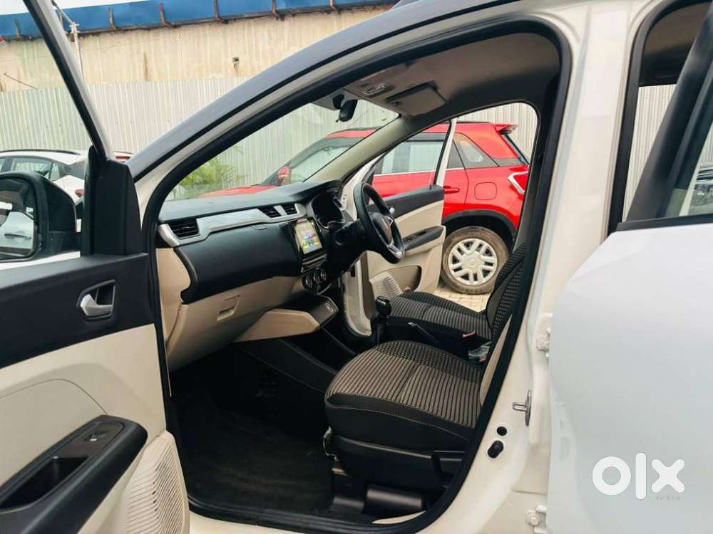 Renault Triber 1.0 Rxz Dual Tone, 2023, Petrol