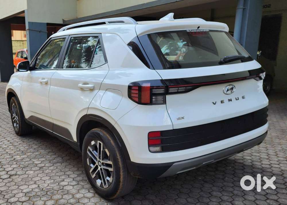 Hyundai Venue 2022 Diesel Excellent Condition. Very Well Maintained