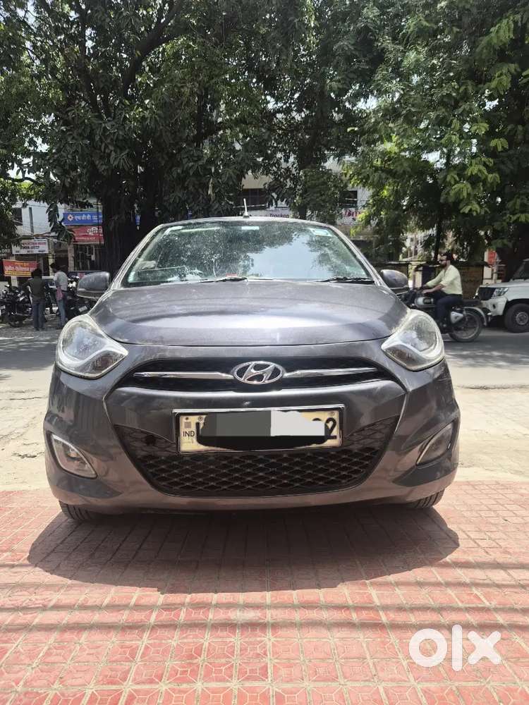 Hyundai I10 2012 Petrol 75000 Km Driven