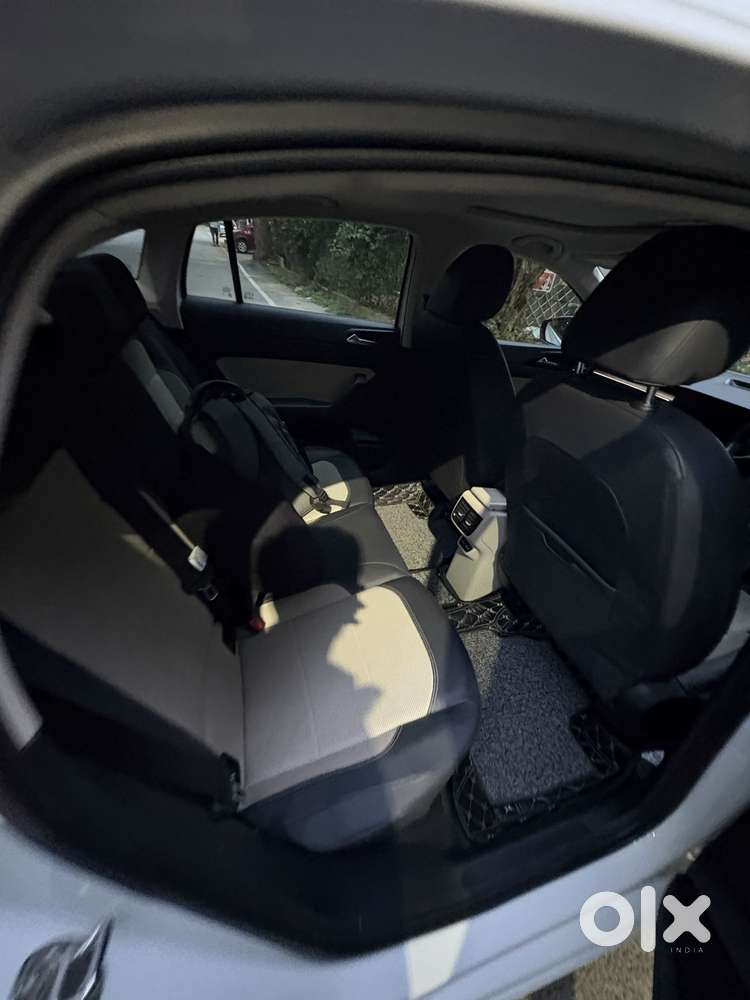 Skoda Slavia 1.5 Tsi Style At, 2024, Petrol