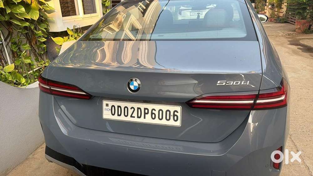 Doctor Driven 5 Series Lounge Edition