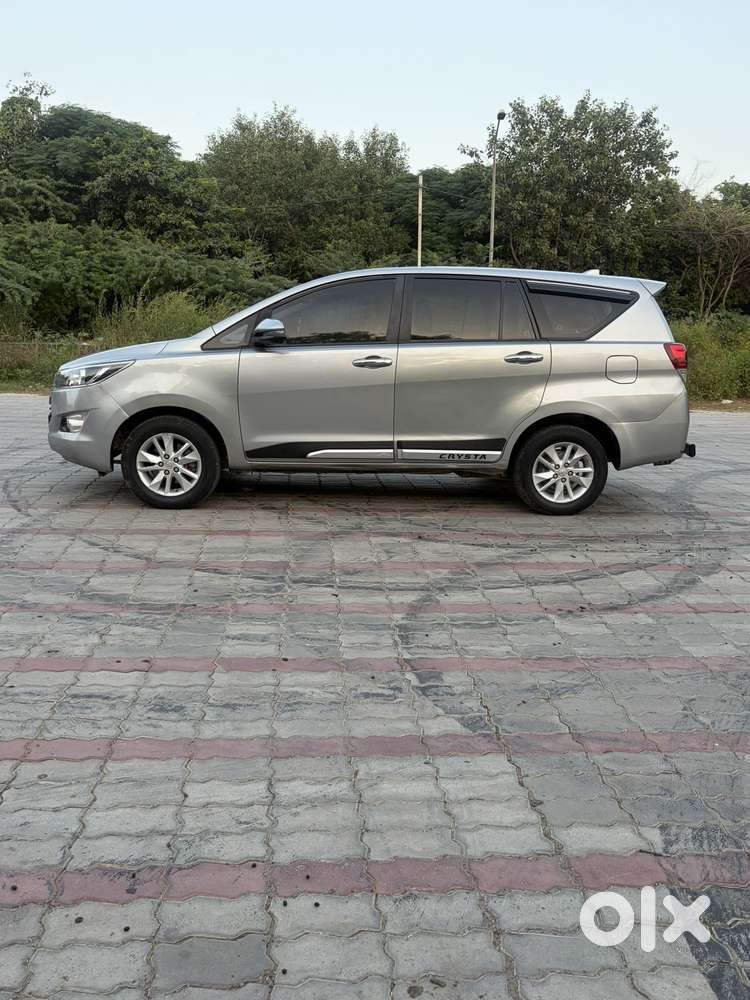 Toyota Innova Crysta [2020-ongoing] 2.4 Gx 7 Str, 2020, Diesel